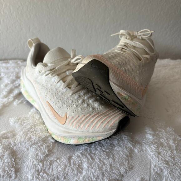 NIKE ReactX Infinity Run 4 Sail Crimson Tint Sz 8.5 Athleisure Running Jogging - Picture 4 of 7